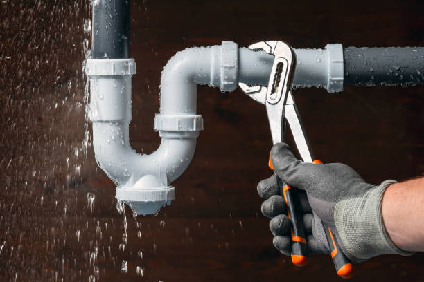 Professional Leak Detection technician working in Alton, VA